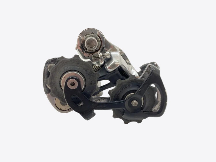 backside view of the rear derailleur