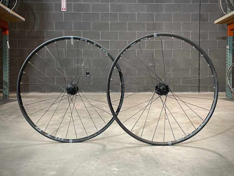 WTB i19 DT Swiss 350 27.5" Tubeless Disc Wheelset Non Boost XD