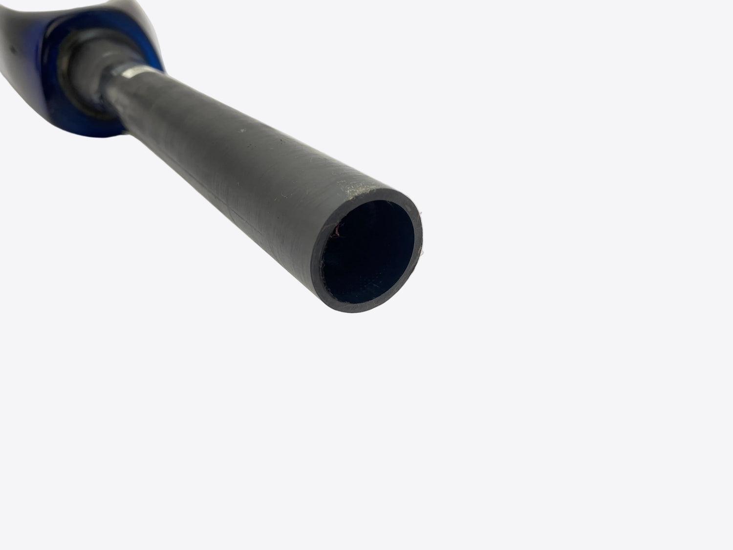 close up of the steering tube end