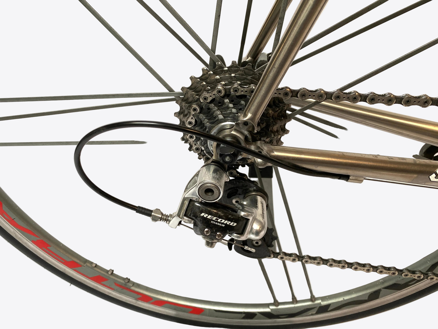 close up of the rear derailleur