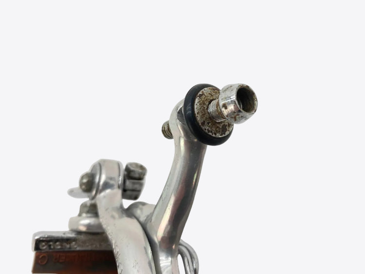 close up of the barrel adjuster