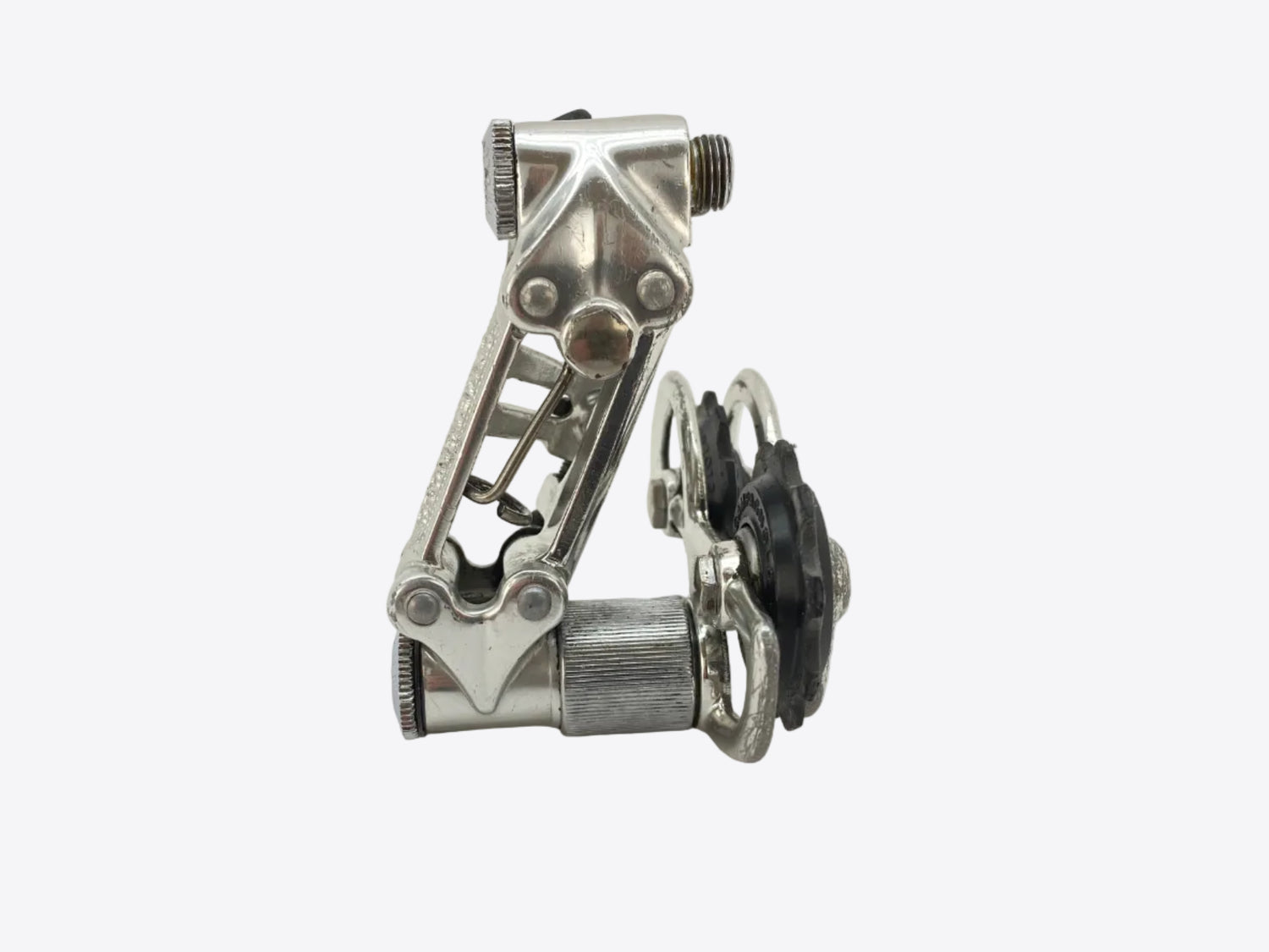 front view of the derailleur