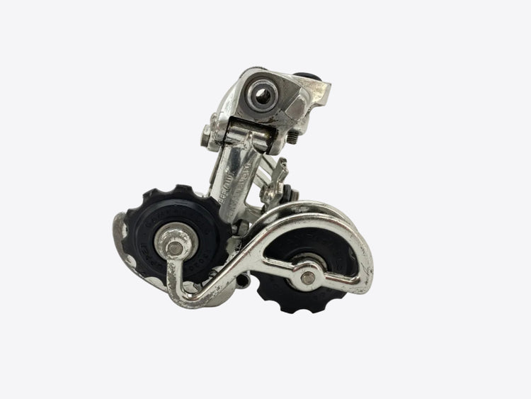 backside view of the derailleur