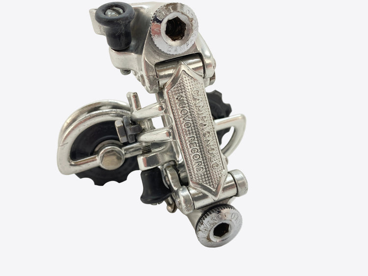 close up of the derailleur front