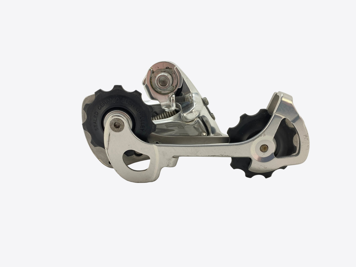backside view of the derailleur