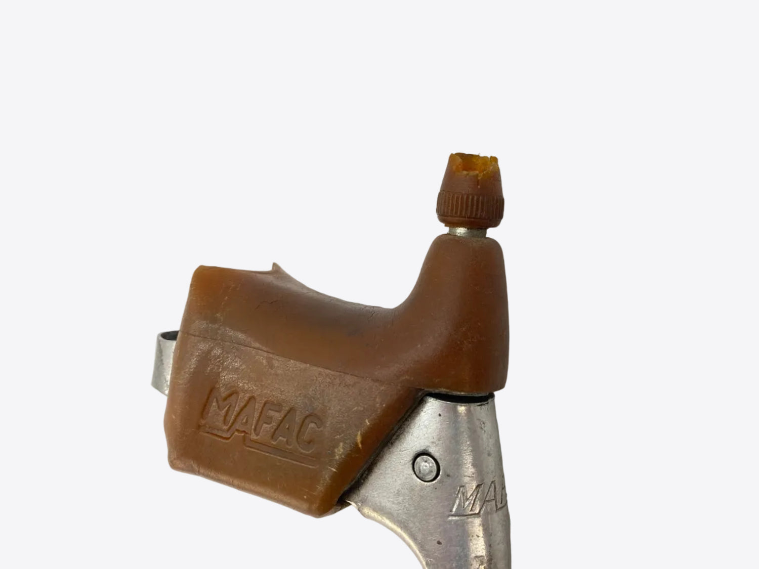 chip on the adjuster knob