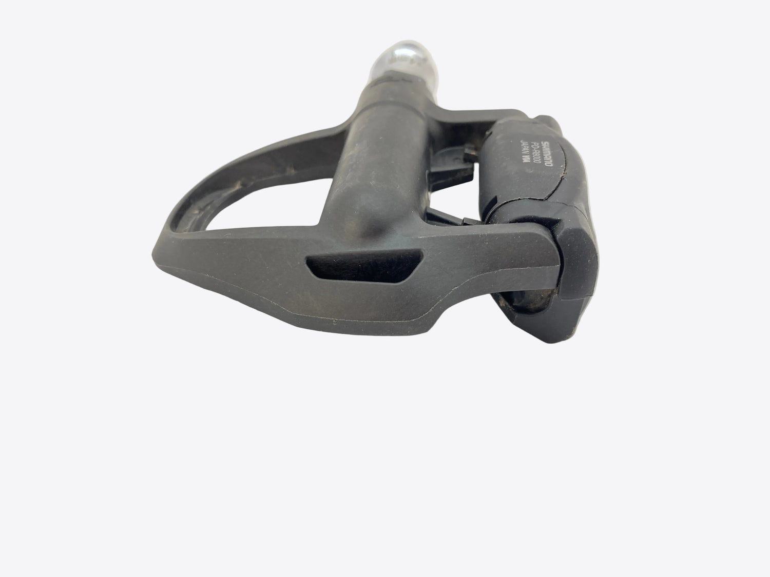 side view of the right pedal