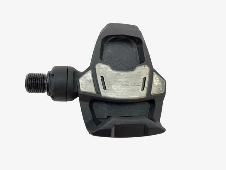 top view of the right pedal