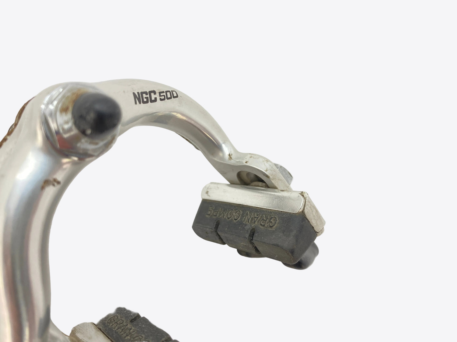 close up of the rear brake arms