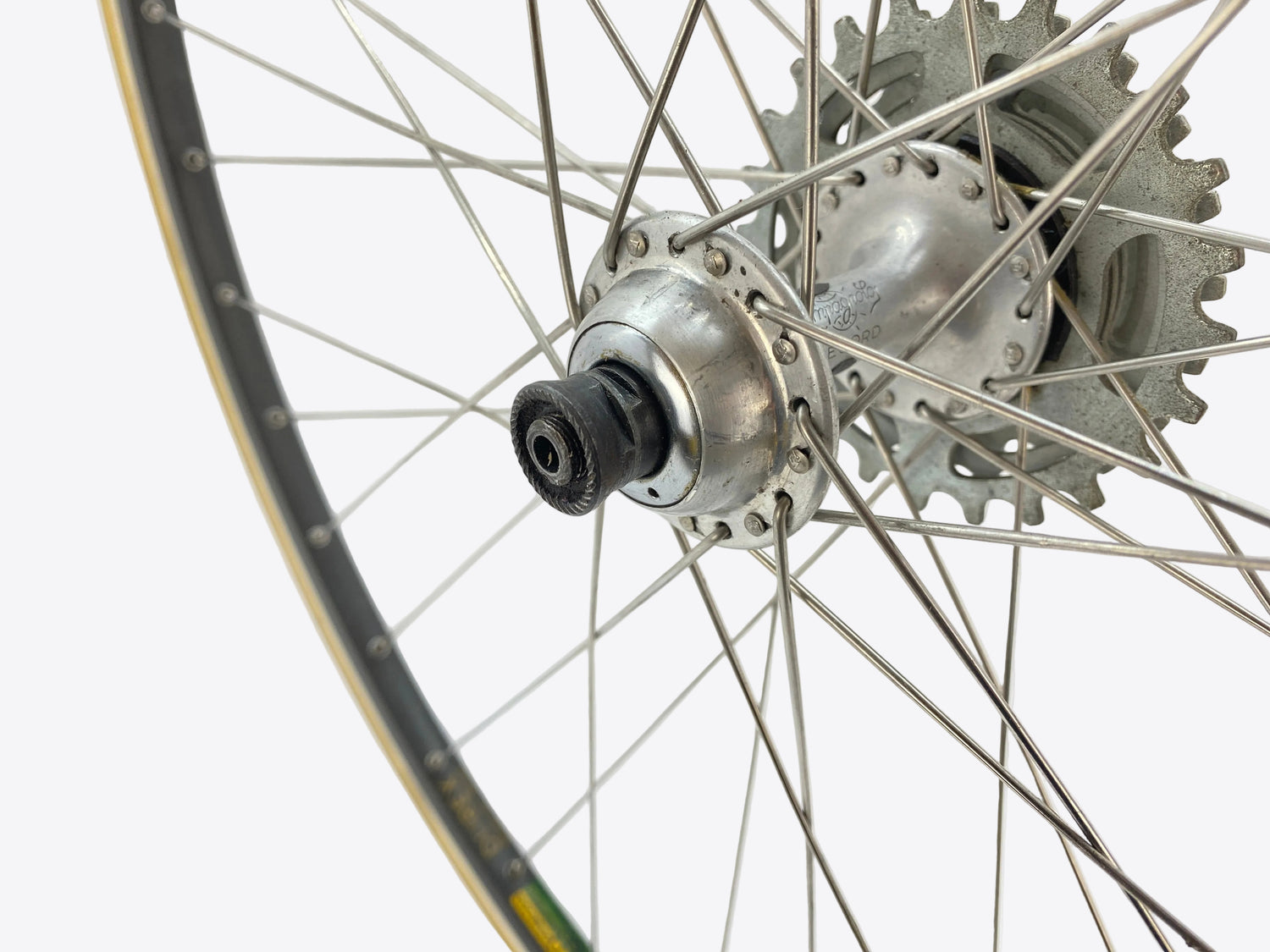 view of the left rear hub flange