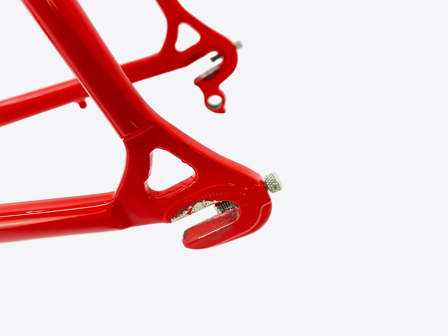 close up of the left rear dropout