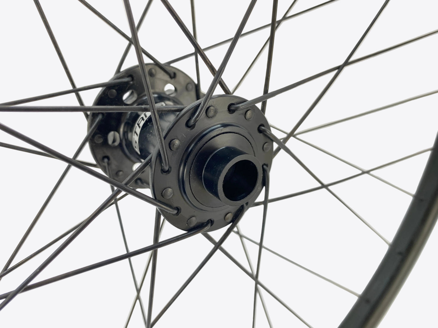 view of the front right axle end