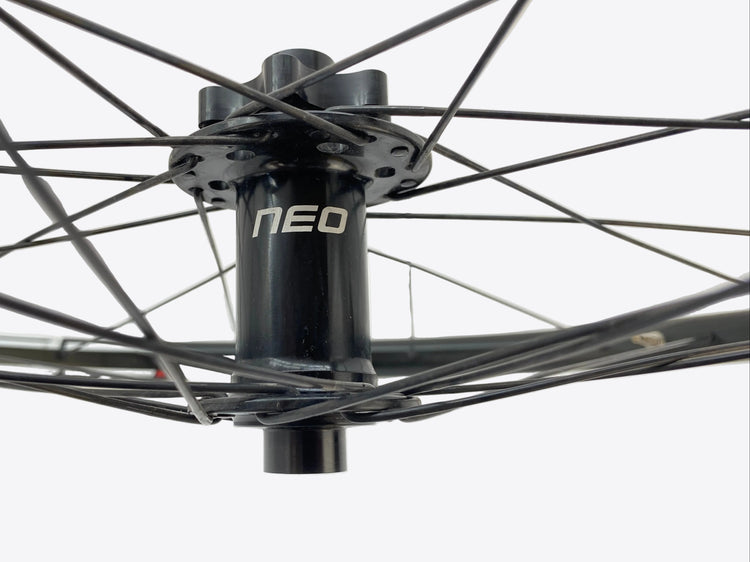 Stan's No Tubes Crest ZTR MK3 Wheelset 27.5 inch