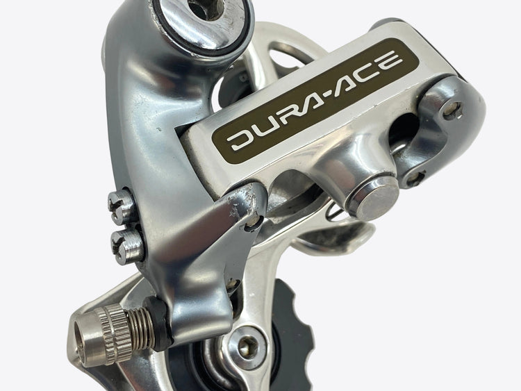 close up of the derailleur