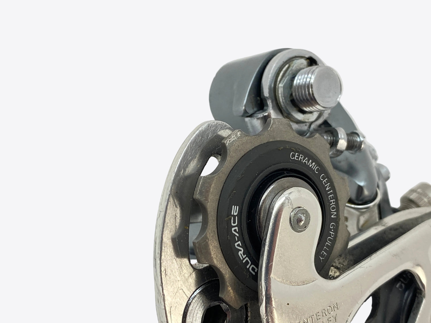 close up of the guide pulley
