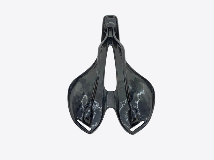 underside view of the saddle
