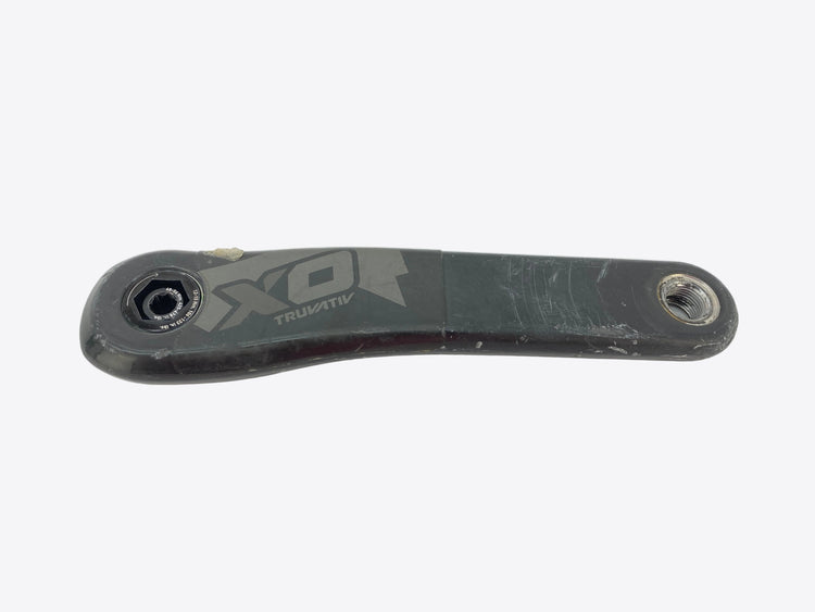 the left crank arm