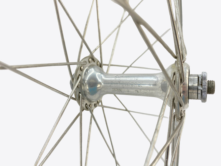 close up of the front hub