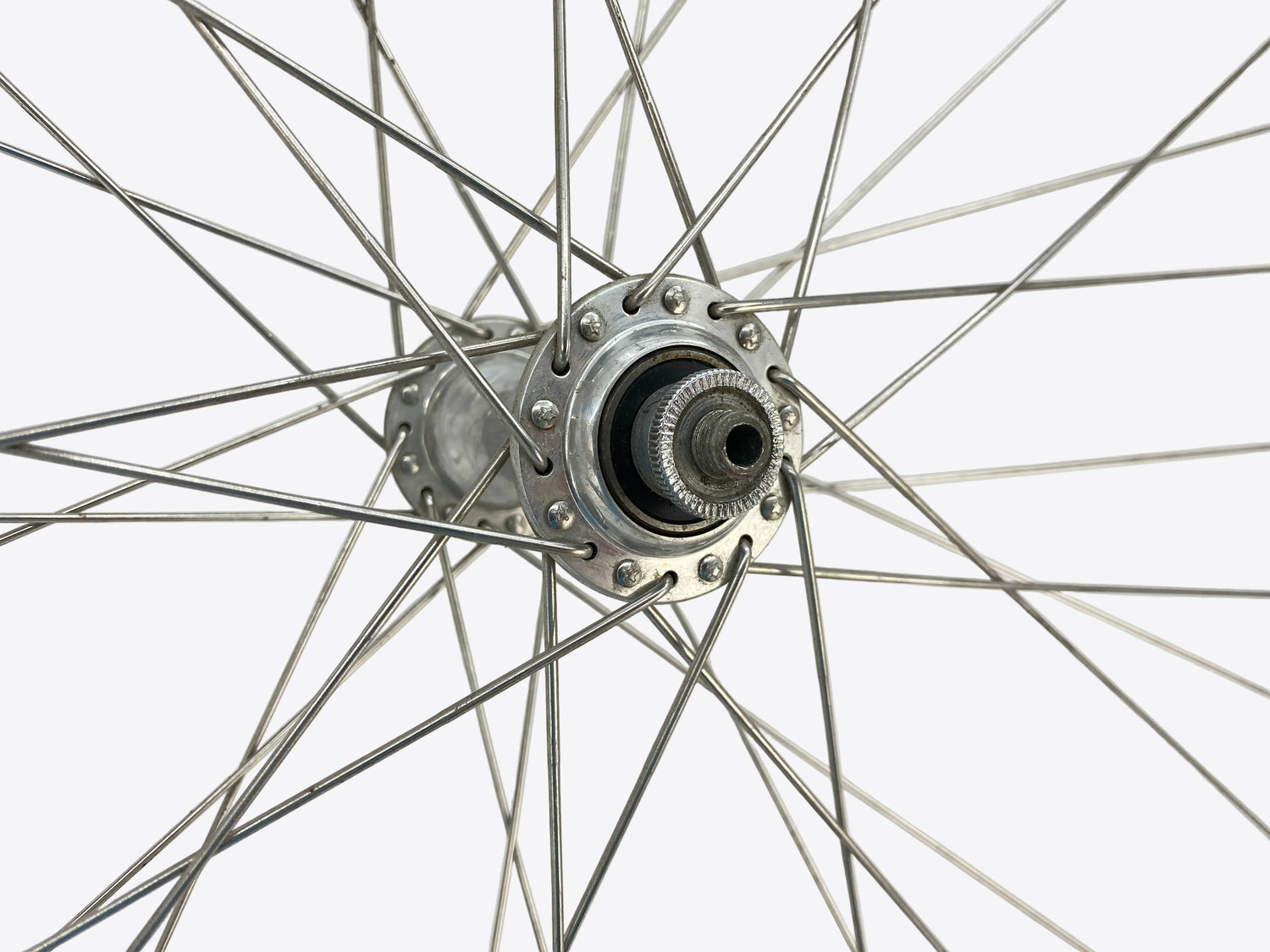 side view of the front hub
