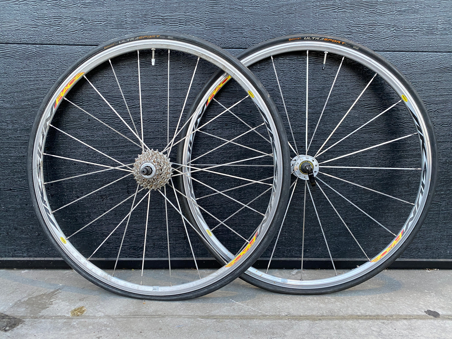 Aksium One Mavic Aksium Clincher Aluminum Clincher Mavic Aksium
