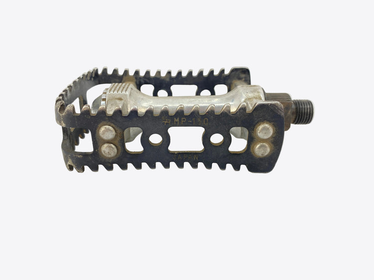 close up of the left pedal