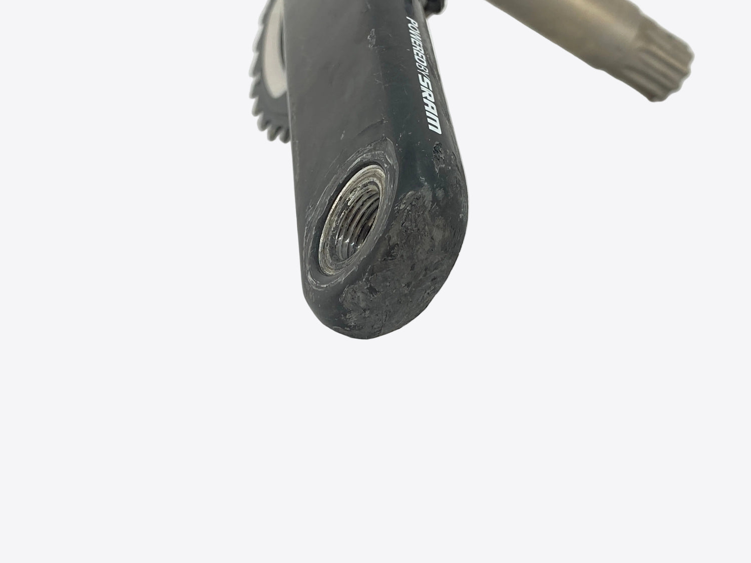 the right crank arm end