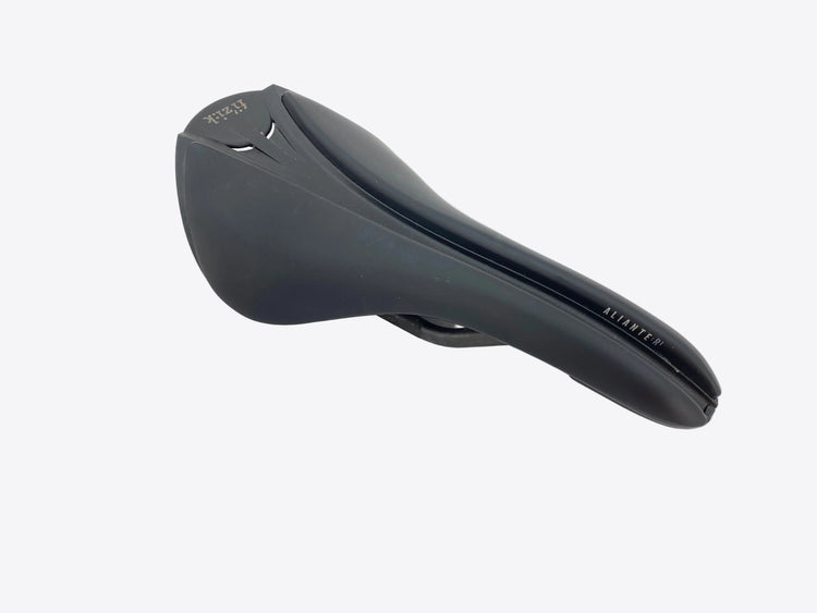 main view of the saddle