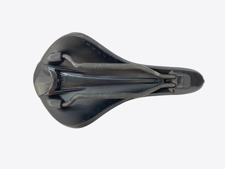 bottom view of the saddle