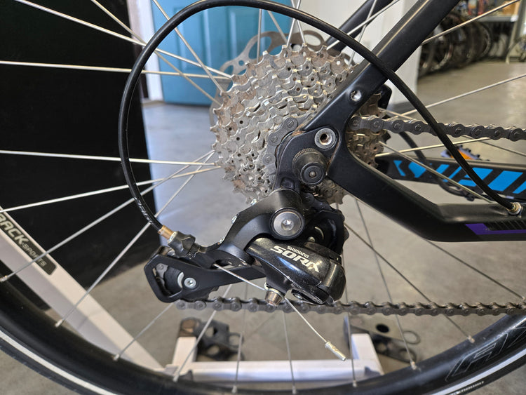 Specialized Sirrus Expert, Hybrid Bike, Medium