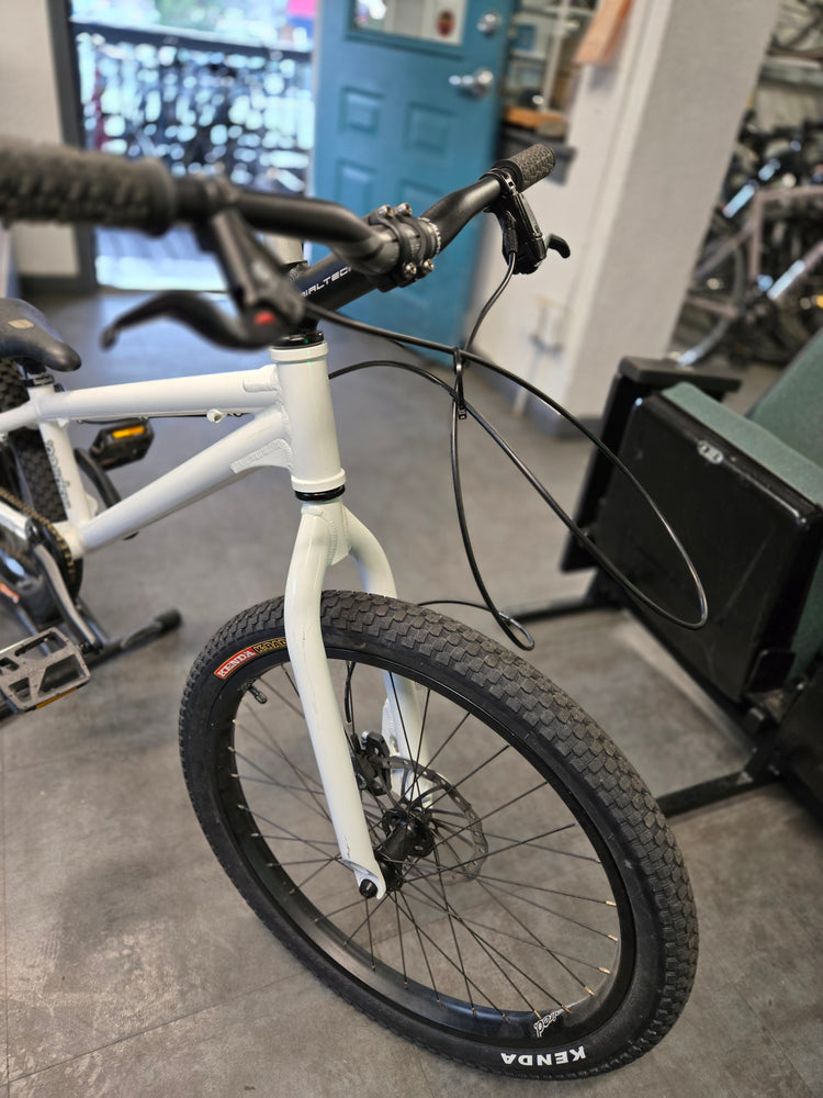 Inspired Fourplay, Trials Bike, Medium