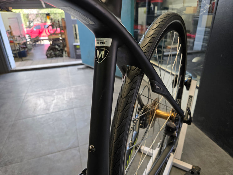 Specialized Sirrus Expert, Hybrid Bike, Medium