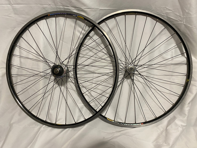 Cycleops Power Meter Road Wheelset with Mavic Rims for Campagnolo Cassette