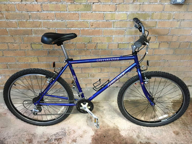 19" Specialized Hardrock - Preowned