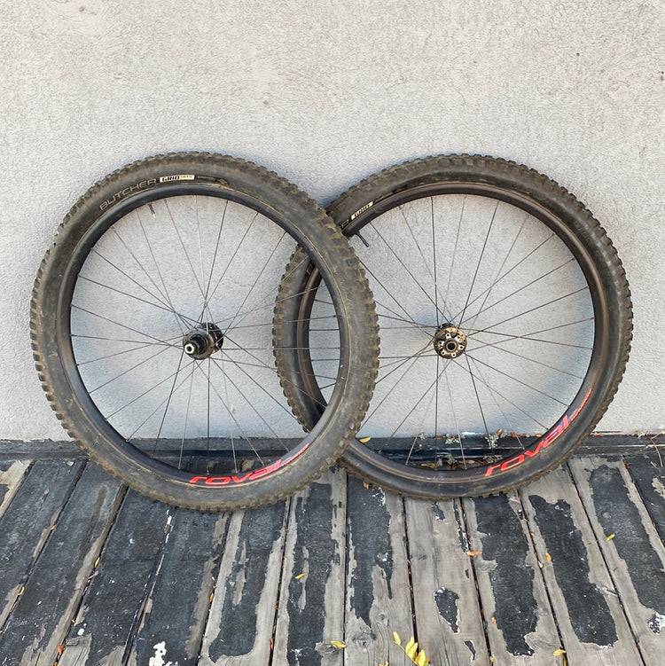 Specialized Roval Traverse Wheelset 29" with Butcher Tires , Boost, 6 Bolt Disc, Cassette Body